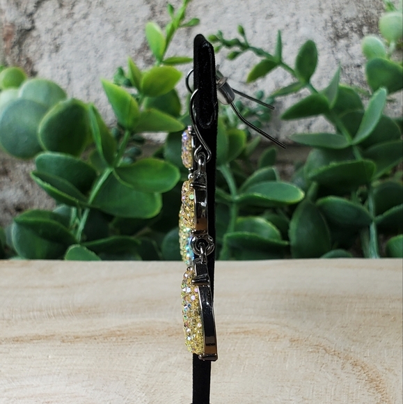 Unsigned Gunmetal Grey Tone & Yellow AB Rhinestone Teardrop Dangle Hook Earrings - Picture 9 of 12